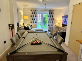4BR Cheshire East/Townhouse/Central - Close to Bentley